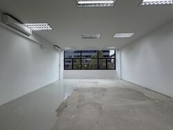 UB. One (D14), Factory #584318901